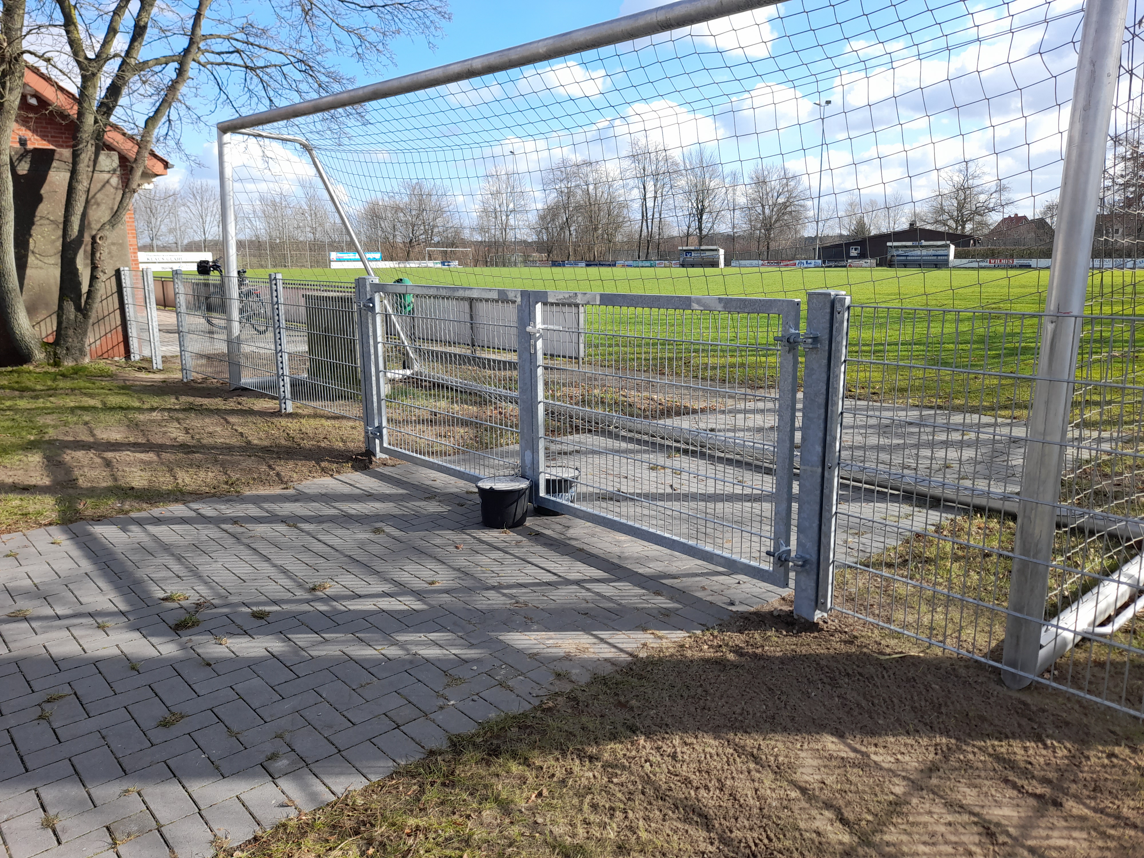 Die neue Zaunanlage im Lippestadion