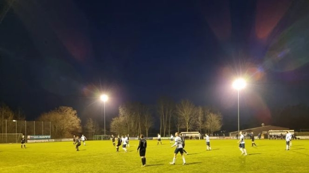 Flutlichtspiel im Lippestadion Boke