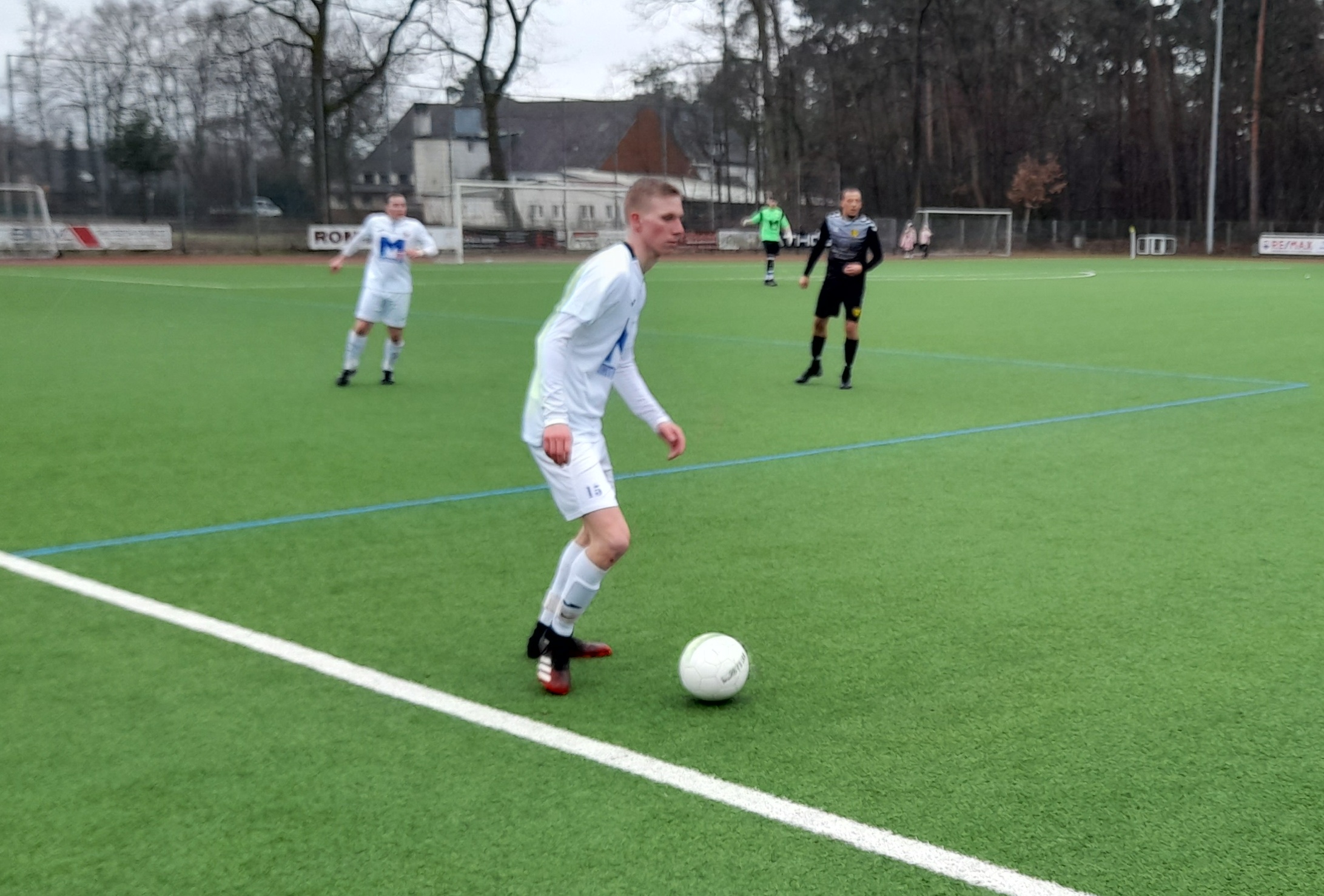 Marcel Hüser sicherte die rechte Abwehrseite ab!