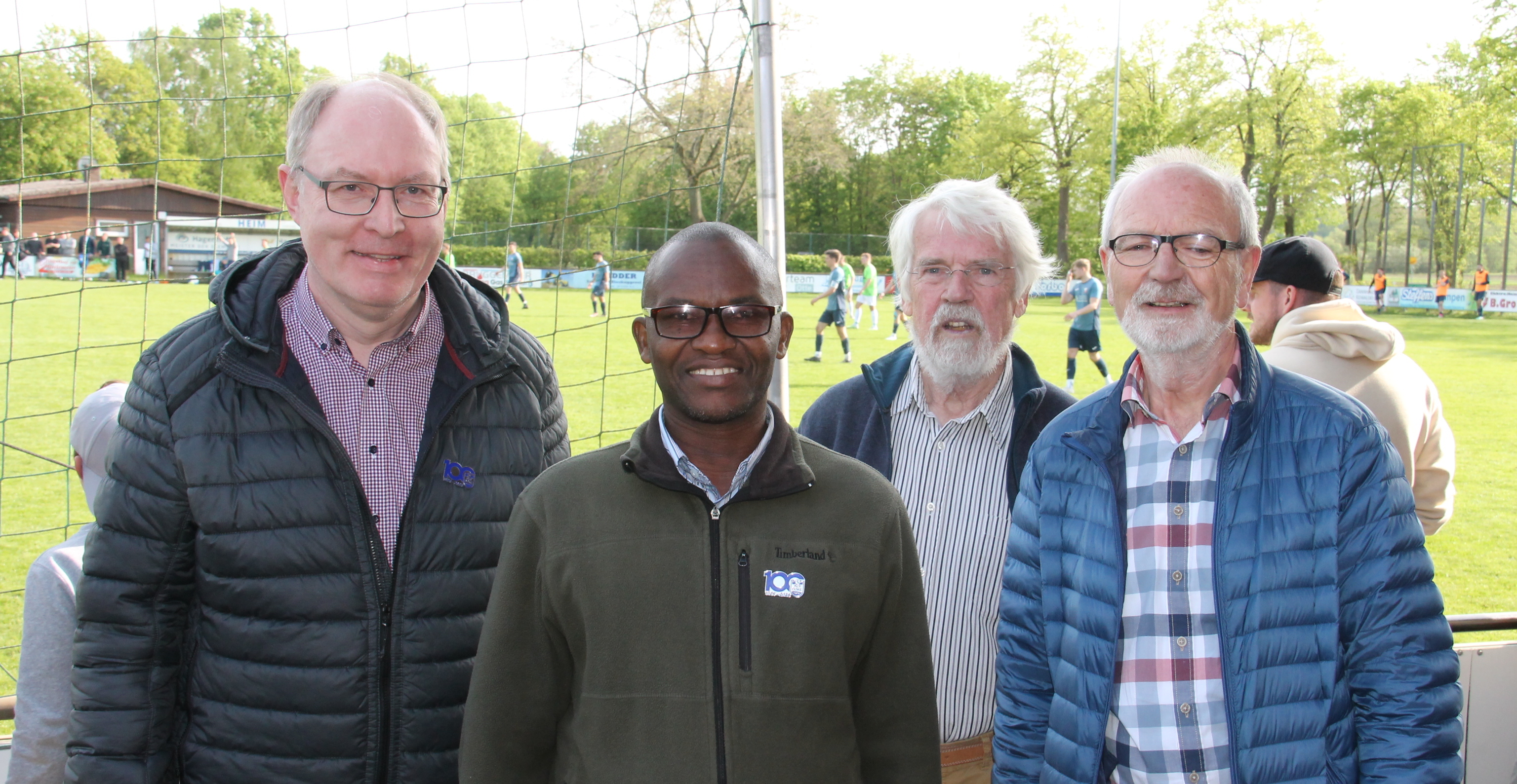 Besucher aus Tansania verfolgt Kreisliga A-Spitzenspiel